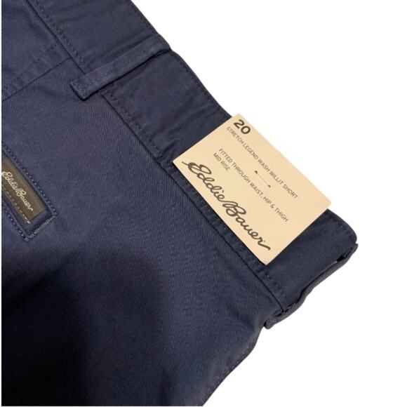 New Eddie Bauer Womens Boyfriend Midrise Shorts size 20W - Picture 3 of 4